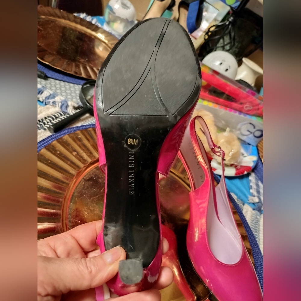 Heels - Picture 7 of 8